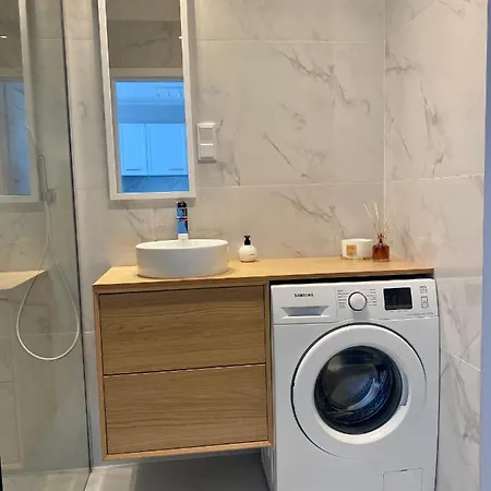 Apartament 150 *